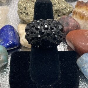 3.16.26-17 Elegant Black Faceted Rhinestones Beaded Cocktail Statement Ring Sz6